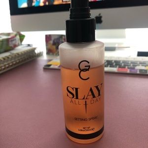 GC makeup setting spray oil control